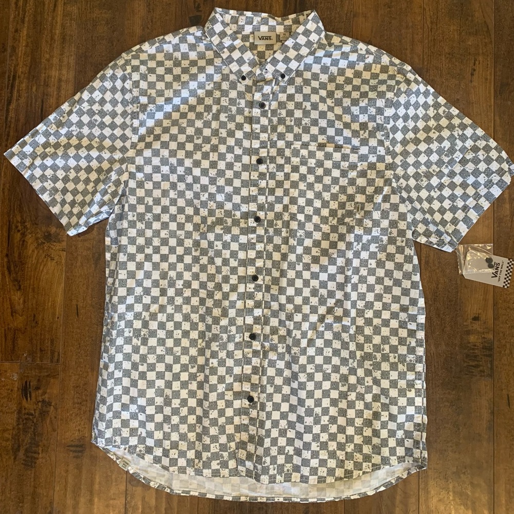 Brand New Vans Button-Up Shirt Size XL